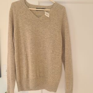 100% lambswool sweater